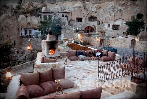 土耳其的洞穴酒店效果图设计　align=middle
